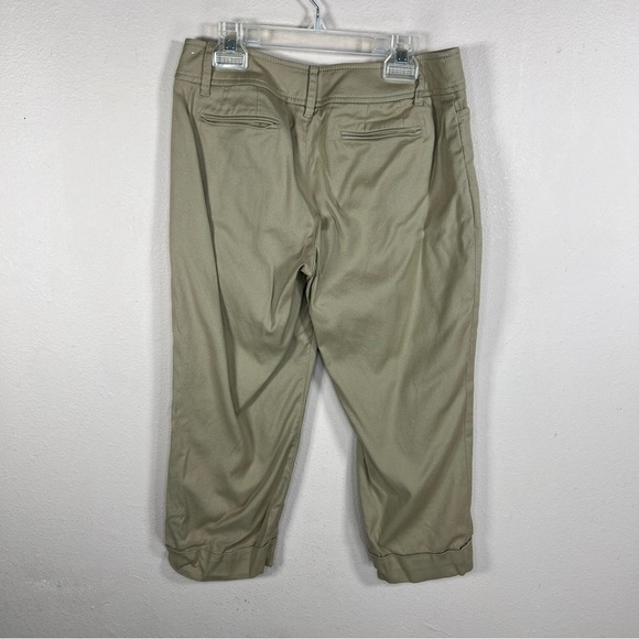 SIZE 2 PETITE ANN TAYLOR LOFT BEIGE KHAKI CROPPED CAPRI PANTS NEUTRAL OUTDOOR - Picture 5 of 9